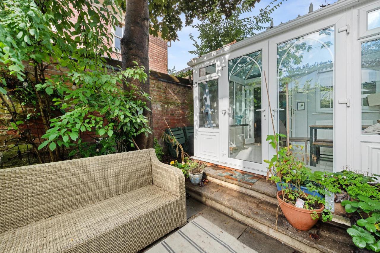 Spacious 2 Bedroom Apartment In Park Estate Nottingham Buitenkant foto