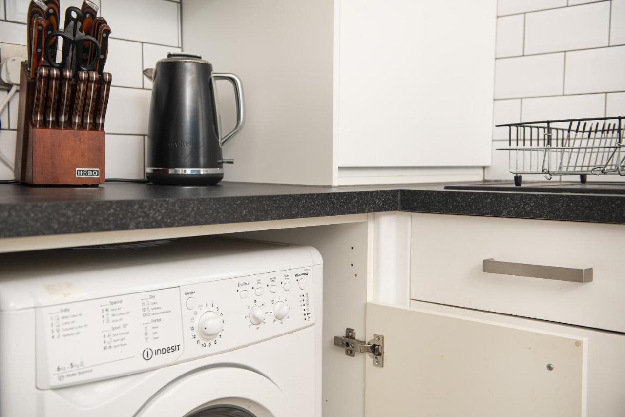 Spacious 2 Bedroom Apartment In Park Estate Nottingham Buitenkant foto