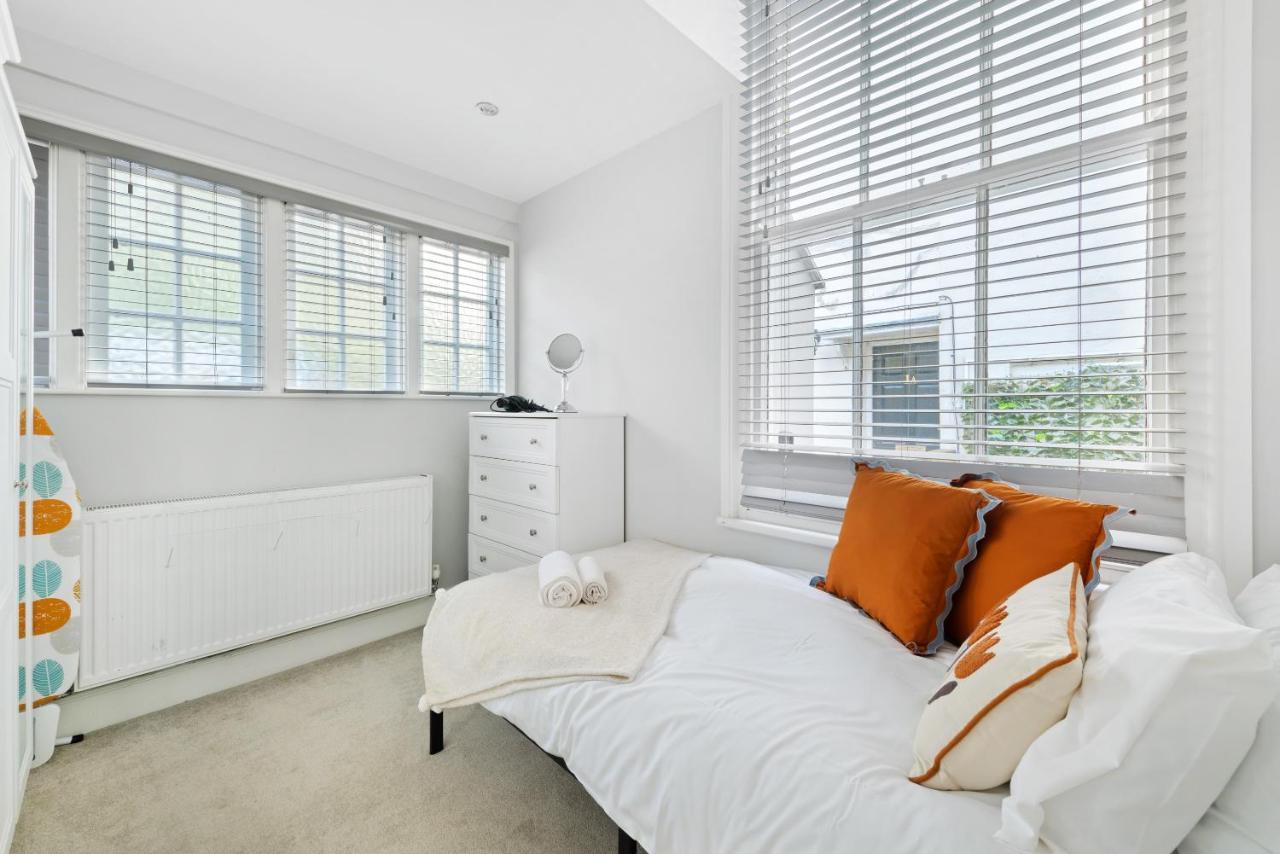 Spacious 2 Bedroom Apartment In Park Estate Nottingham Buitenkant foto