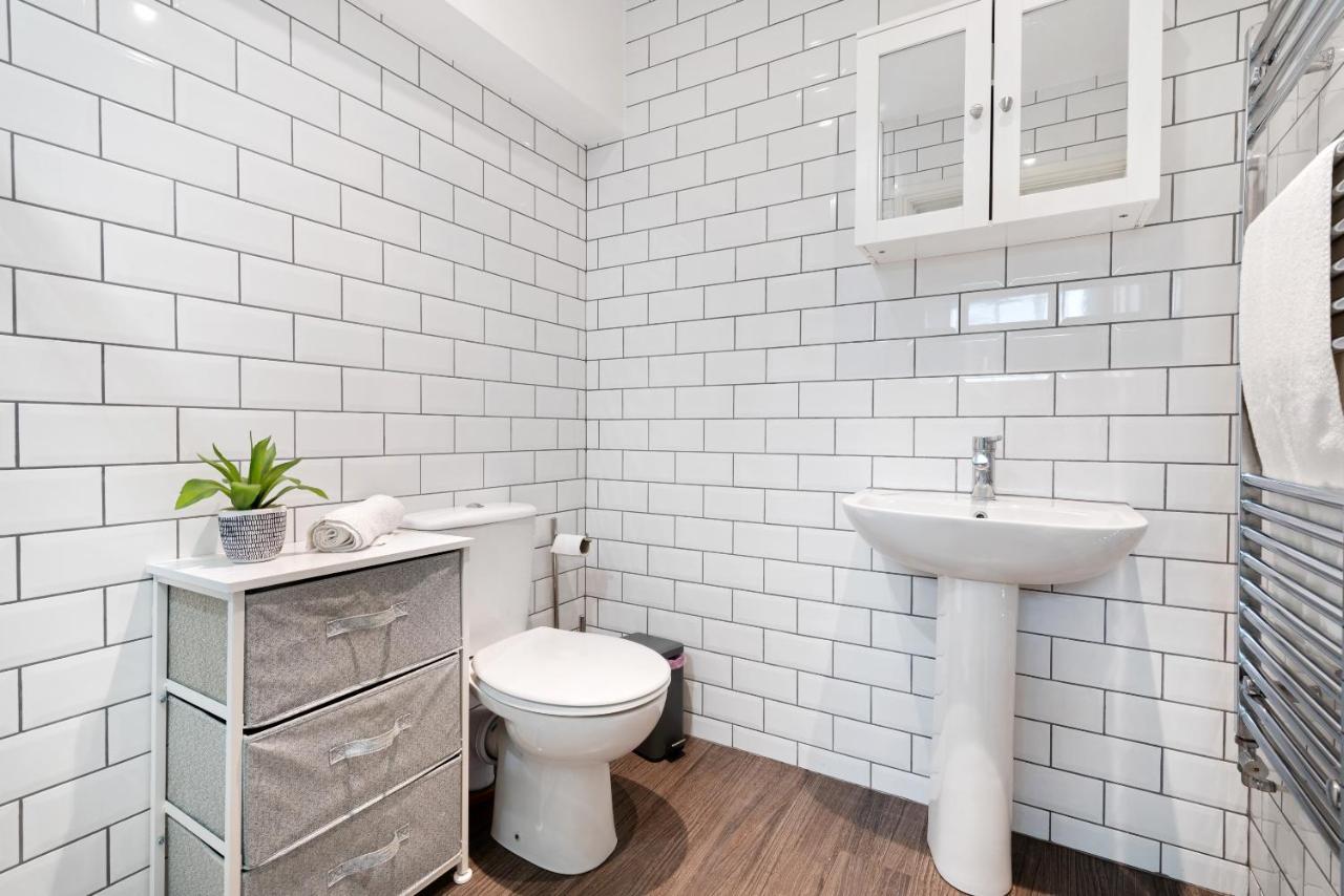 Spacious 2 Bedroom Apartment In Park Estate Nottingham Buitenkant foto